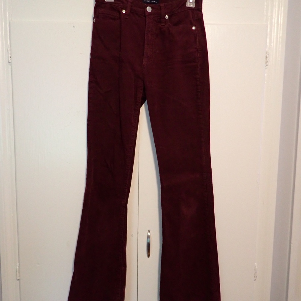 GAP Women's ‘70s Flare Burgundy Corduroy Pants